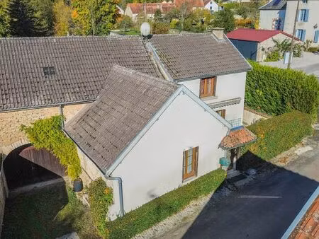 courtivron - maison 5 pièces à vendre - 104m2 - 135 000 € - réf: v20022994 - bourse immobi