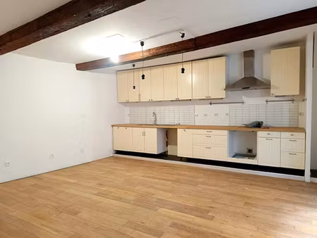 vente maison 5 pièces 170 m² à saint-chamas (13250)  333 000 €