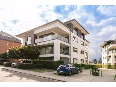 appartement te koop in waterloo met 2 slaapkamers