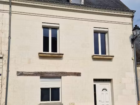 maison de 4 chambres en centre bourg proche des commerces et écoles