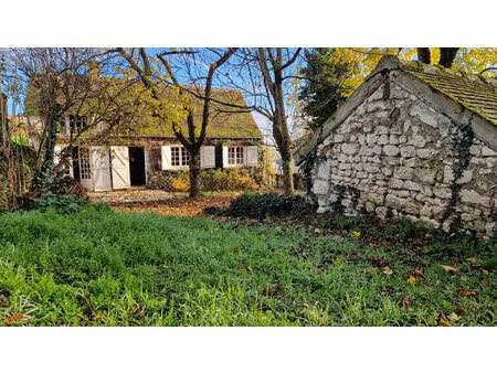 maison à rénover dans un hameau au calme à 10 min de sainte maure de touraine