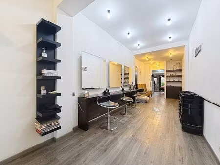 surface commerciale à vendre à place de linde 29 anderlecht (vbd65351)