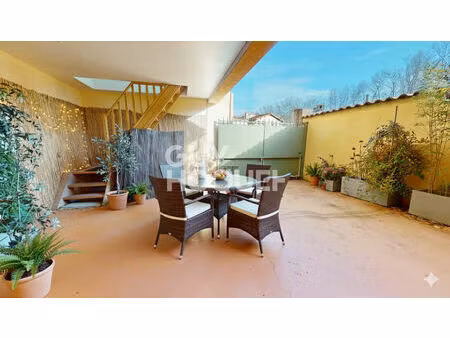 maison de ville 5 chambres  avec extérieur à vernaison