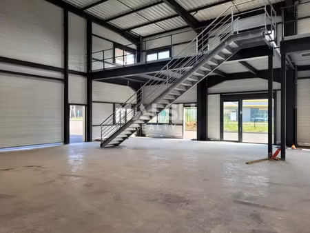 locaux d'activités neufs à trevoux - a louer - 714 m² divisibles à partir de 208 m²