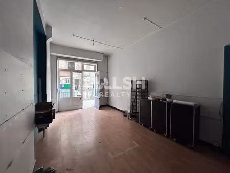 à louer - local commercial 40 m² - lyon 7