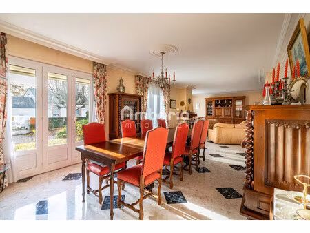 maison familiale de 188 m² environ  avec sous-sol complet et gr