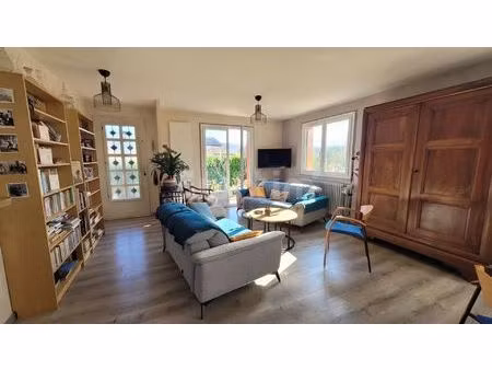 vente maison 6 pièces 113 m² lons-le-saunier (39000)