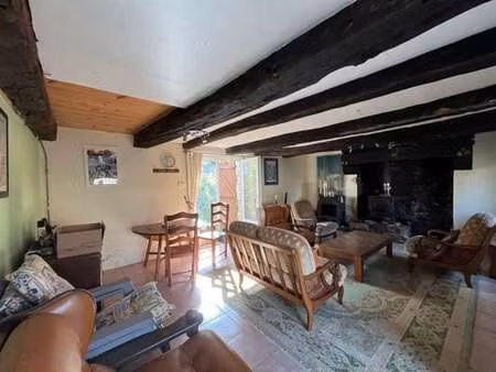 vente longère et corps de ferme à lanvénégen (56320) : à vendre / 82m² lanvénégen