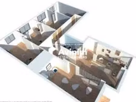 local commercial de 55 m² en r+1 a montauroux