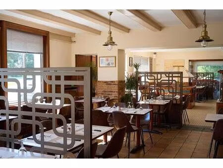 immeuble 28 pièce(s) 732 m2   1ha