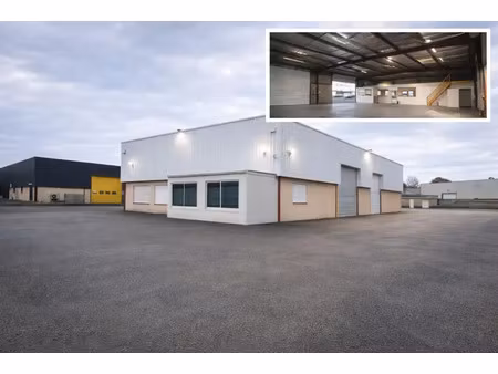 cugnaux  à vende ou à louer un bâtiment de 450 ² sur un terrain entièrement bitumé de 3047