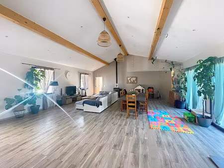 vente maison 5 pièces 203 m² à cuisiat (01370)  550 000 €