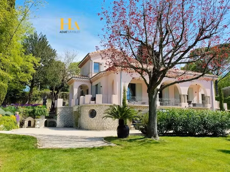 vente maison 6 pièces 242 m² à montelimar (26200)  1 480 000 €
