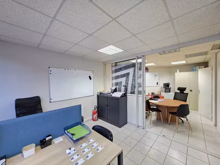 vente commerce 1 pièce 33 m² tarbes (65000)