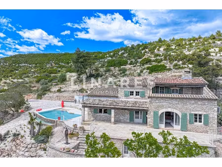 location meublée villa 9 pièces 300 m² à aix-en-provence (13090)  10 500 €