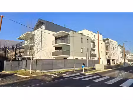 saint-baldoph - t3 avec terrasse  balcon et garage