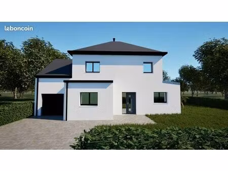 terrain 256 m² corps nuds