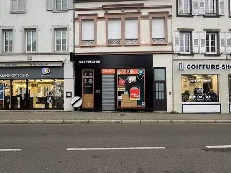 local commercial avec bail commercial