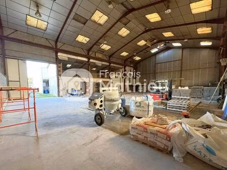 local d'activités à vendre