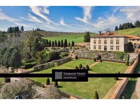 château 13 pièces 497 m²