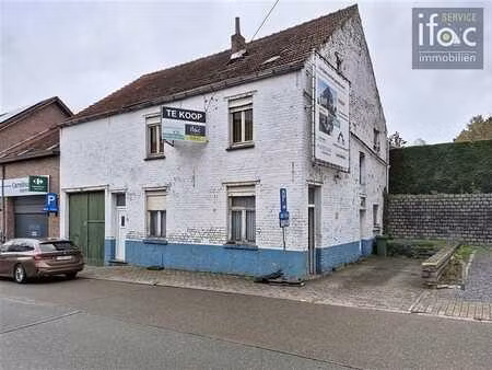 maison à rénover entièrement au centre de leefdaal