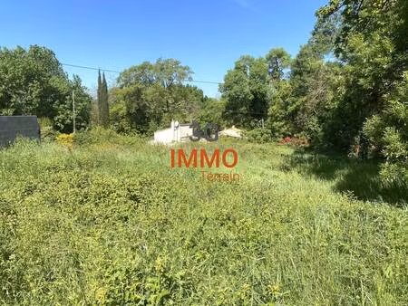 terrain constructible viabilisé à vendre