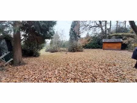 terrain constructible non viabilisé 940 m2 forges les bains