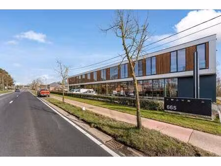 kantoorruimte van 159 m² met ruim terras te putte