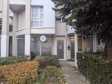 bureaux commerciaux a louer