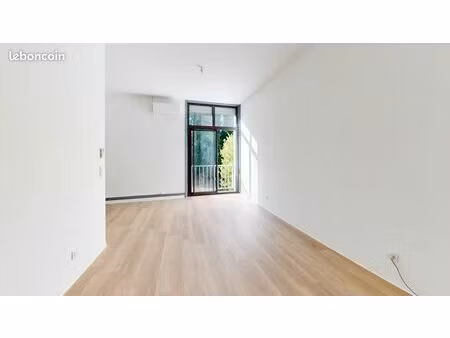 studio 1 pièce 36 m²