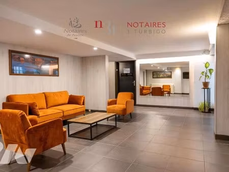 vente locaux professionnels à versailles (78000)  120 319 €