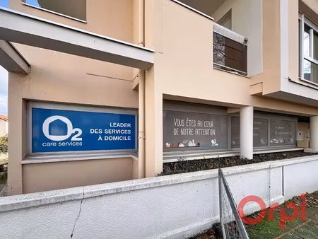 vente locaux professionnels 60 m² à vichy (03200)  82 000 €