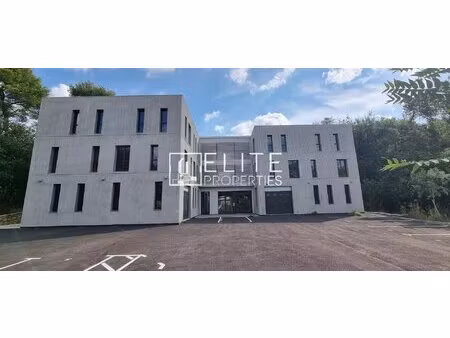 bureau 154m² grasse