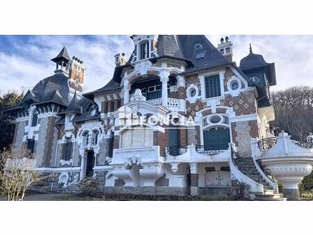 triplex de charme à rénover – villa les bossettes  résidence classée