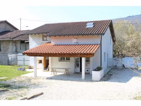 vente maison 7 pièces 155 m² à chavannes-sur-suran (01250)  239 000 €