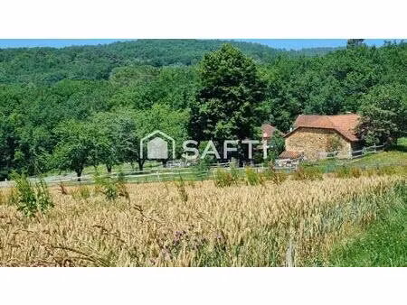 charmant petit corps de ferme du xviiie siècle avec vue dégagée