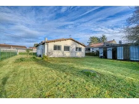 maison de plain-pied 3 chambres - garage - au calme