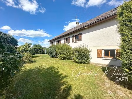belle maison avec vue sur les champs !