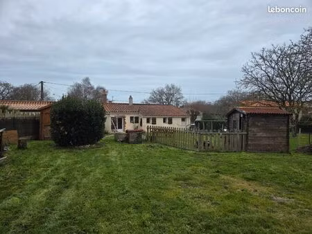 maison ancienne saint georges de pointindoux