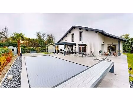 splendide maison contemporaine a deux pas de la frontiere suisse