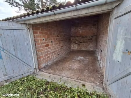 garage à louer 15m2 figeac