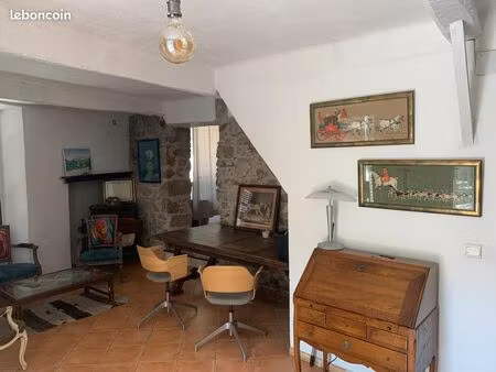 location maison de village luceram