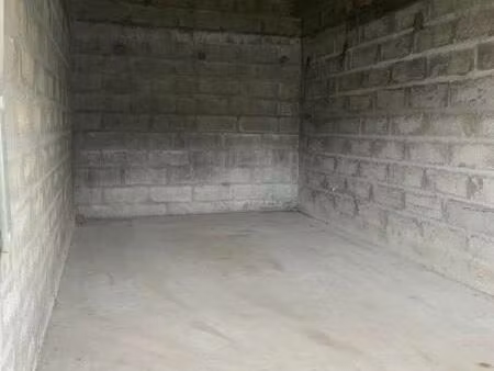 parking/box 14 m² lillebonne