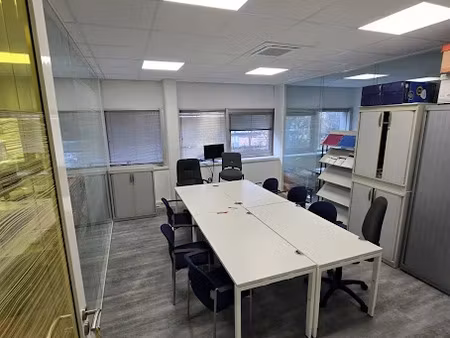 location locaux professionnels 60 m² à gennevilliers (92230)  1 150 €