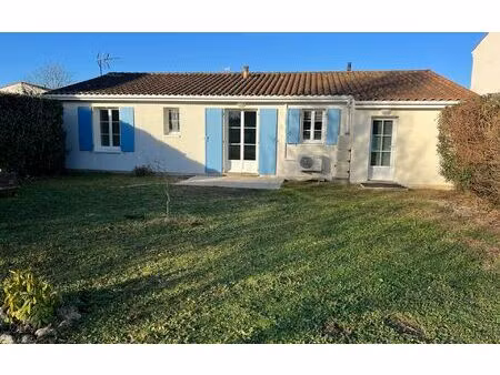 maison rioux m² t-4 à vendre  199 500 €