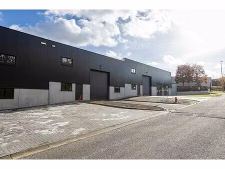 surface industrielle à louer à tienne de la petite bilande wavre (vbd65847)