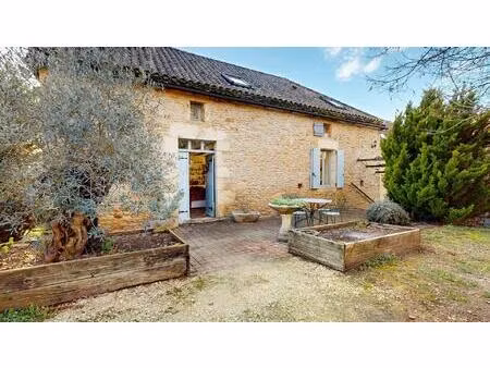 maison très belle vue  3 chambres  un bureau  piscine et nombreu