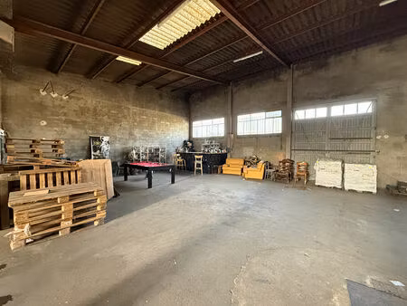 location entrepôt / local industriel  265.00m²  carcassonne