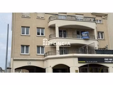 place de parking intérieur sécurisée au 1er sous sol