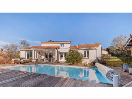 magnifique maison avec piscine